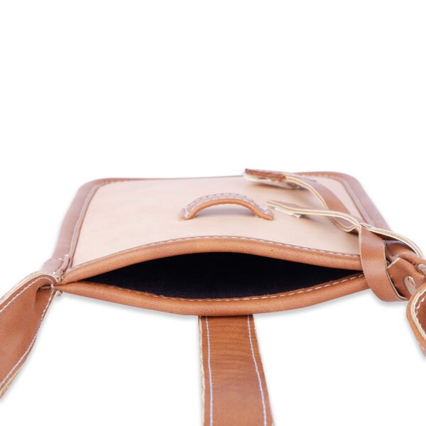 VASKA beige-tan mobile sling - Image 4